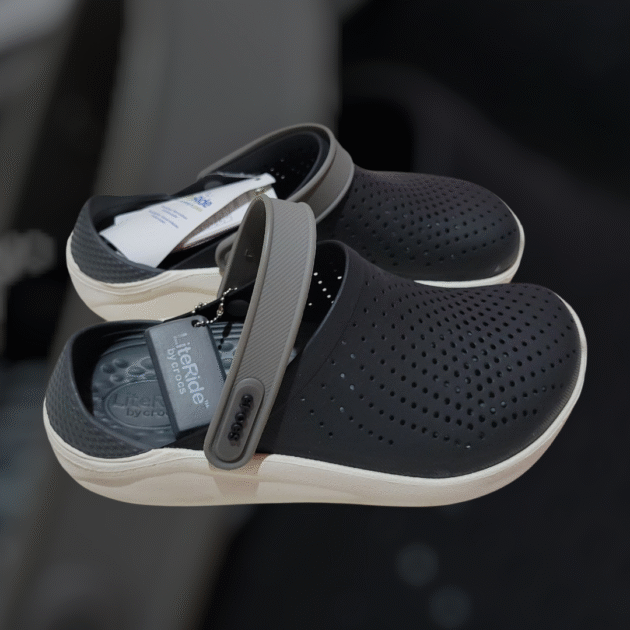 crocs